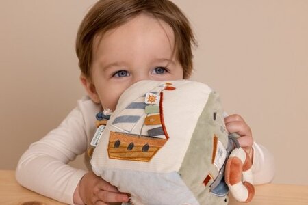 activiteitenkubus little dutch